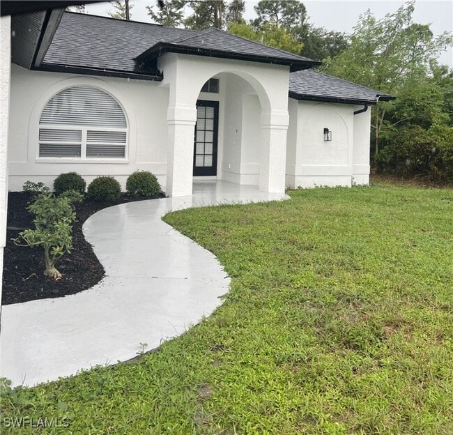 Building Photo - 8184 Cypress Dr N