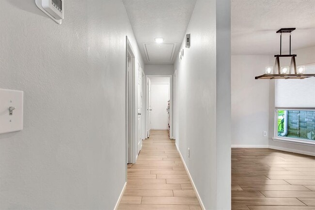 Building Photo - 15 White Bark Pl