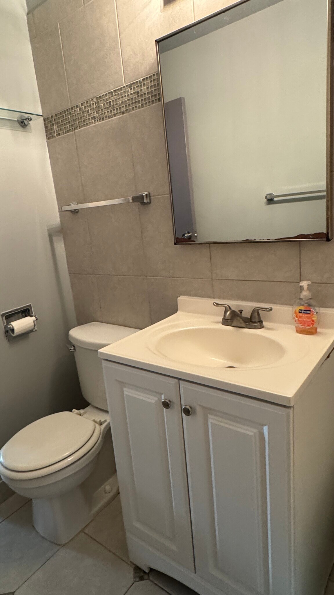 Building Photo - 8581 101st Ter