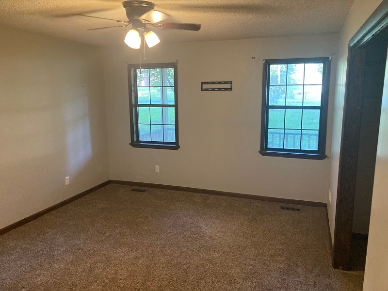 Building Photo - 352 Sam Thomas Rd