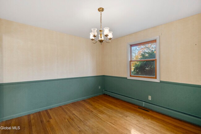 Building Photo - 167 Wood Dale Dr