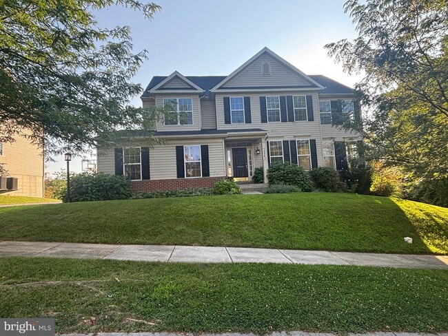 Primary Photo - 7536 Pinewild Rd