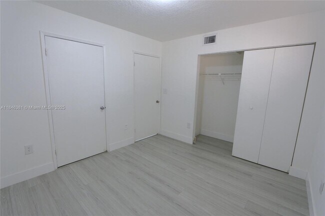 Building Photo - 14901 SW 80th St