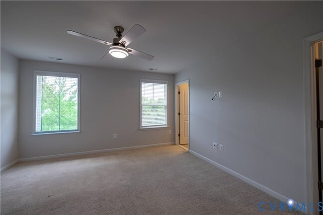 Building Photo - 2040 Cedarbird Wy