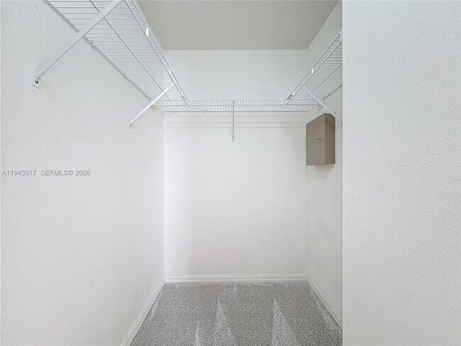 Building Photo - 4874 Sabal Lake Cir