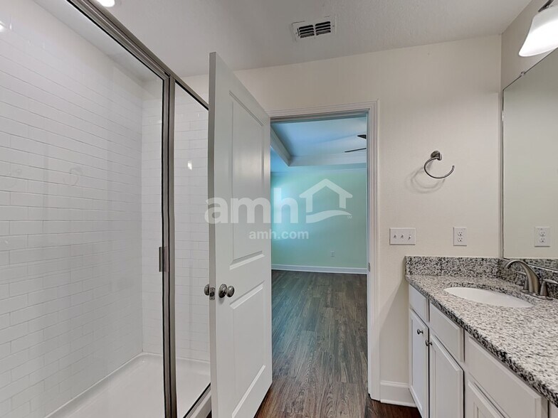 Building Photo - 4615 Reisswood Loop