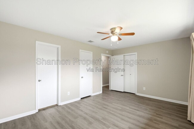 Building Photo - 6215 Autumn Arbor Dr