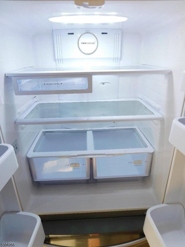 Building Photo - 78 Newark Ave