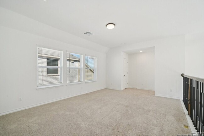 Building Photo - 10833 Coppola