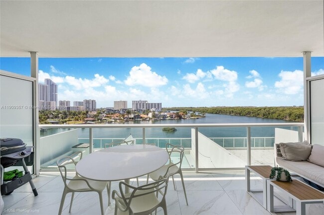 Building Photo - 400 Sunny Isles Blvd