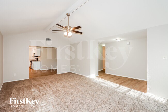 Building Photo - 15818 Nutcracker Ct