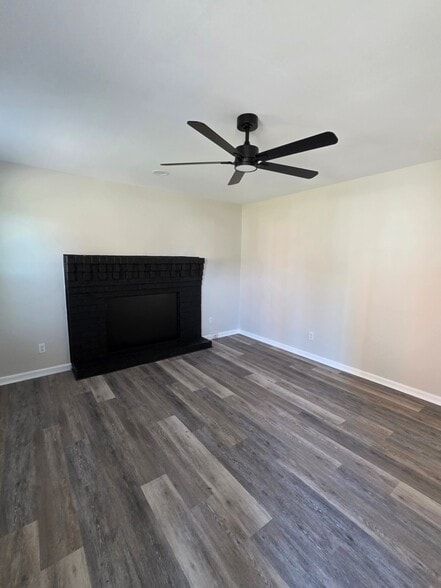Building Photo - 6809 Valleybrook Dr