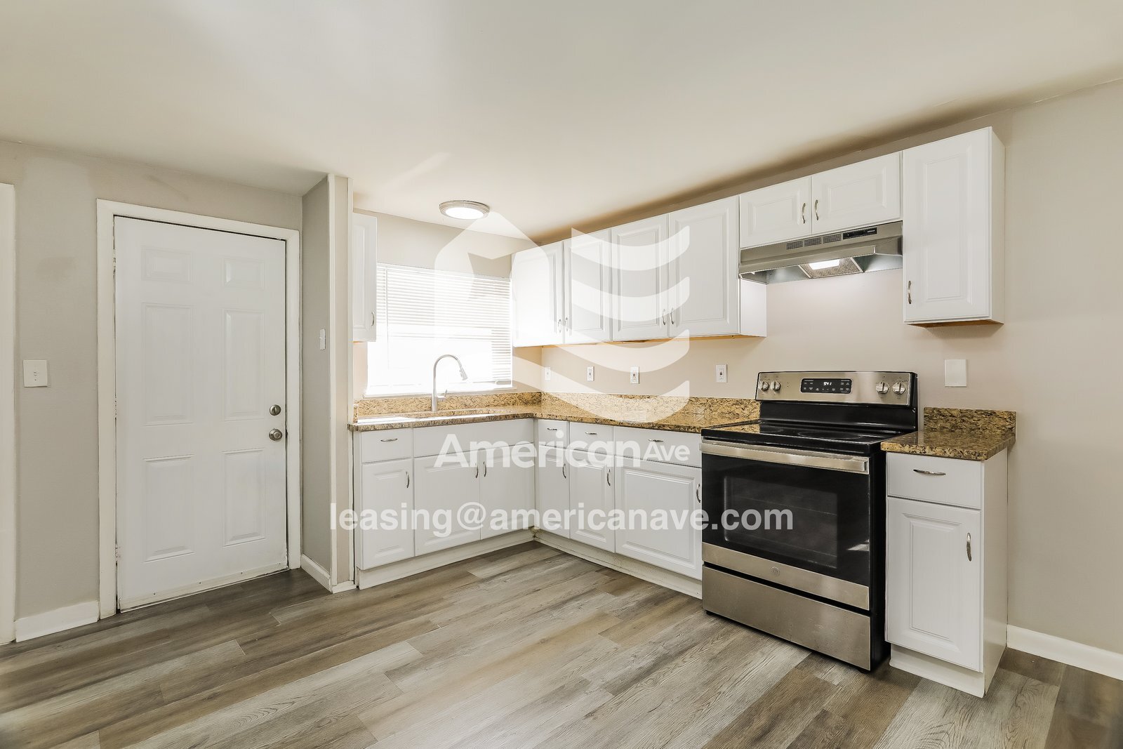 Building Photo - 716 61st St