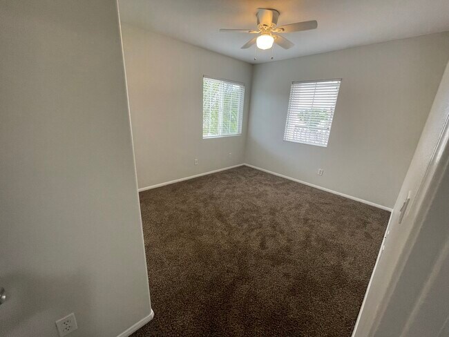 Building Photo - 1974 Arroyo Viejo Dr