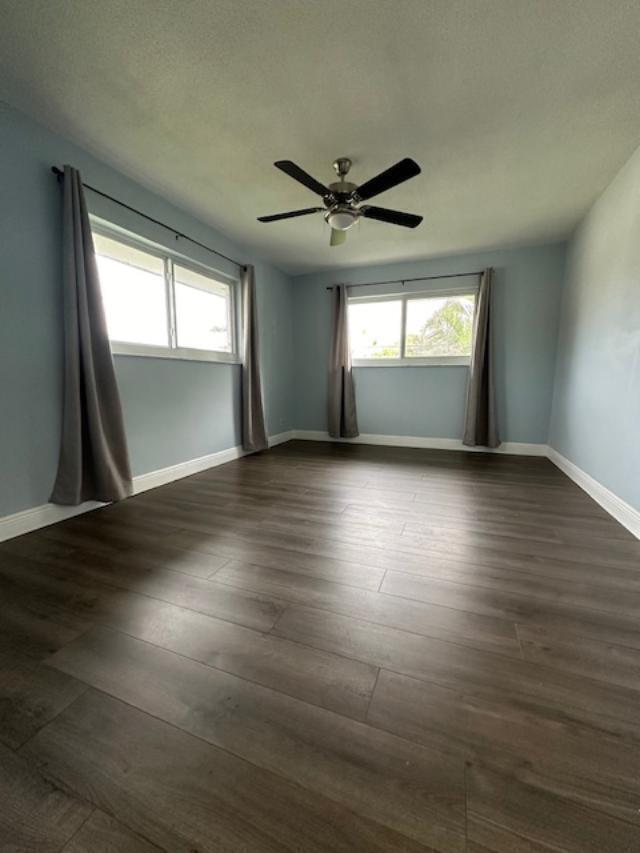 Building Photo - 10290 N Military Trl