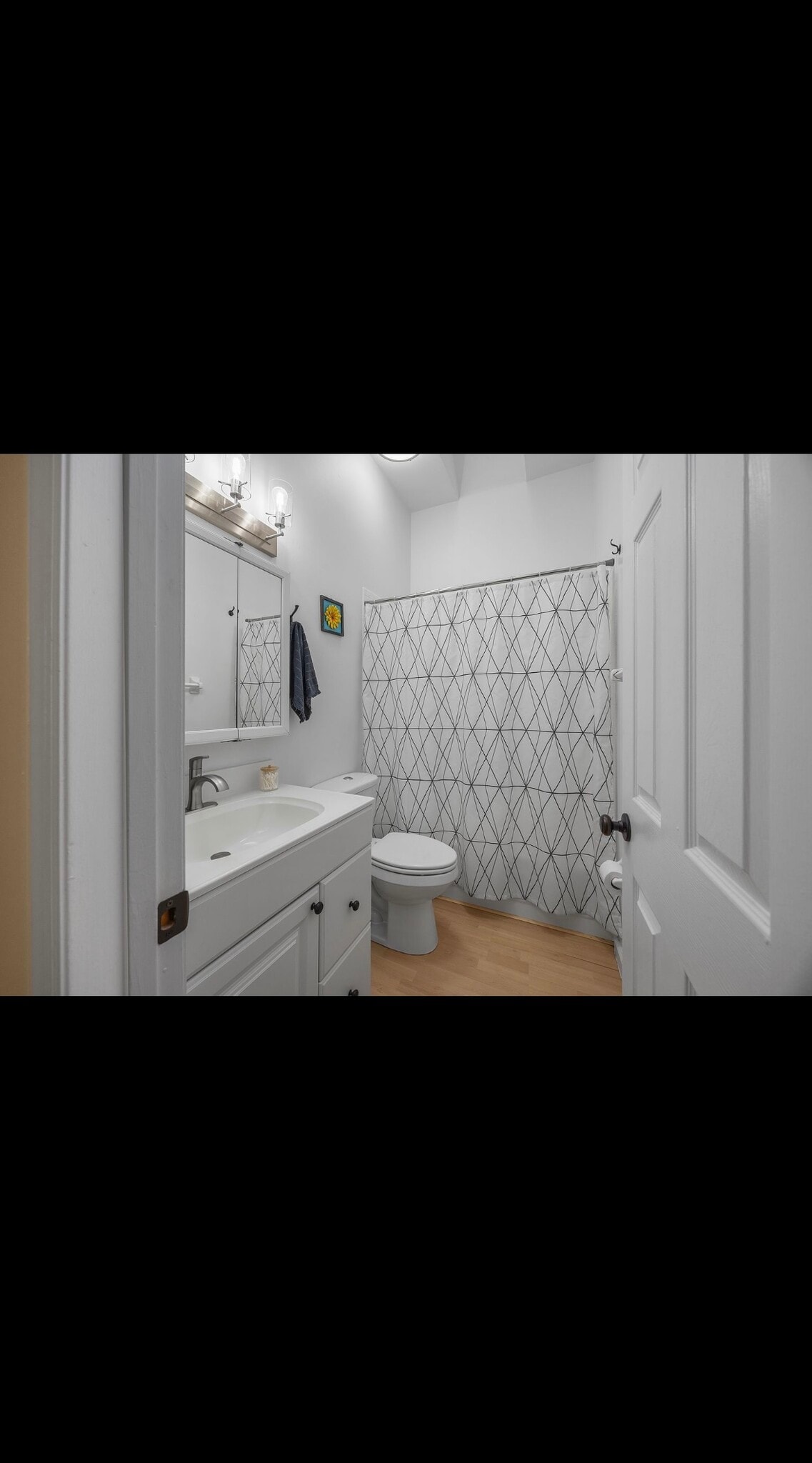 Building Photo - 1627 Dolman St