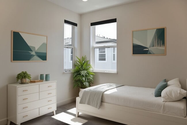 Building Photo - Gorgeous 3-story Townhome Available for Rent! Cherry-Guardino Neighborhood