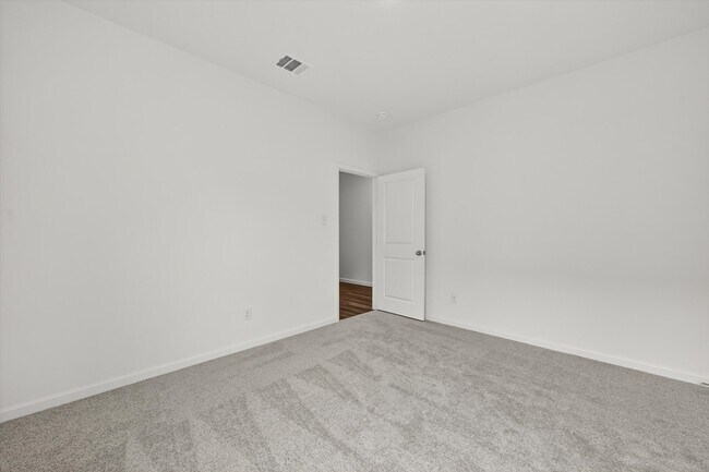 Building Photo - 1301 Elliott Rd