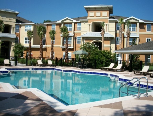 Primary Photo - Fountains at San Remo Court