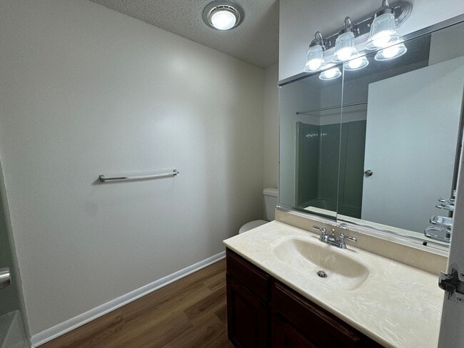 Building Photo - TWO BEDROOM TOWNHOME