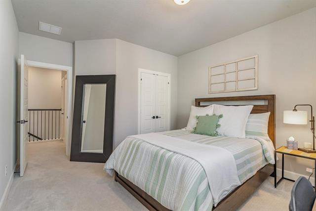 Building Photo - 7104 Amber Grv Ct
