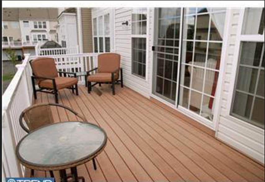 Building Photo - 1932 Cavalier Ln