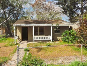 Building Photo - 14918 Pine Crest Rd