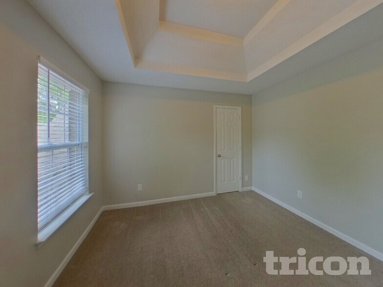 Building Photo - 7436 Petal Pl