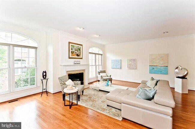 Building Photo - 1540 Hampton Hill Cir