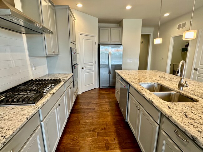 kitchen - 2750 St. Regis Way