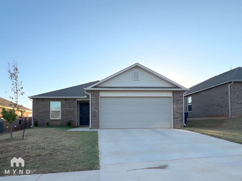 Primary Photo - 4204 Umbria Rd