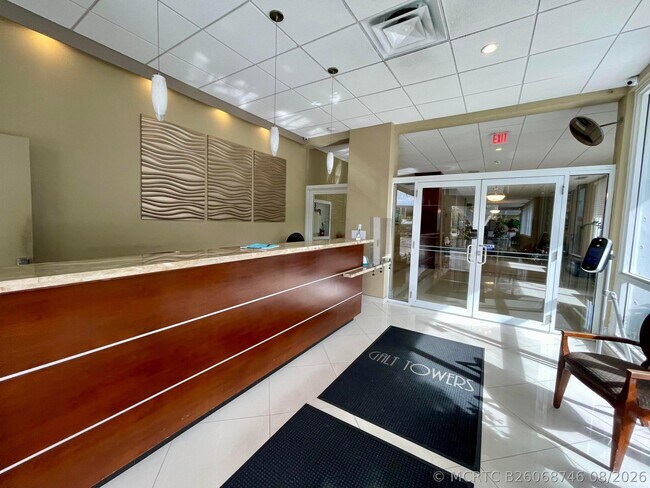 Building Photo - 4250 Galt Ocean Dr