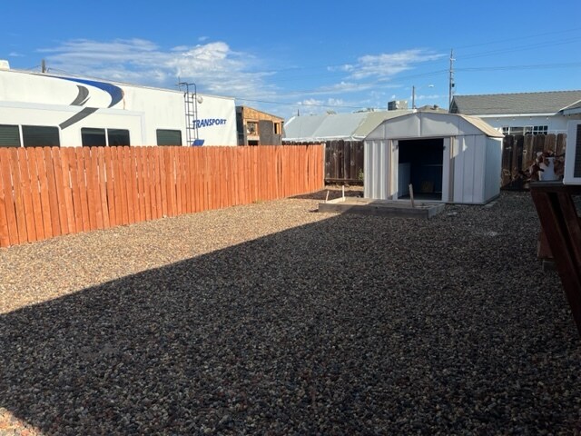 Building Photo - 215 Hemlock Ave