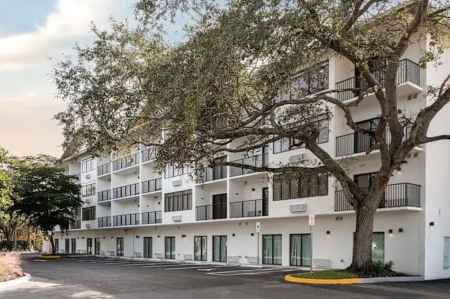 Building Photo - 4100 Golden Gate Pkwy