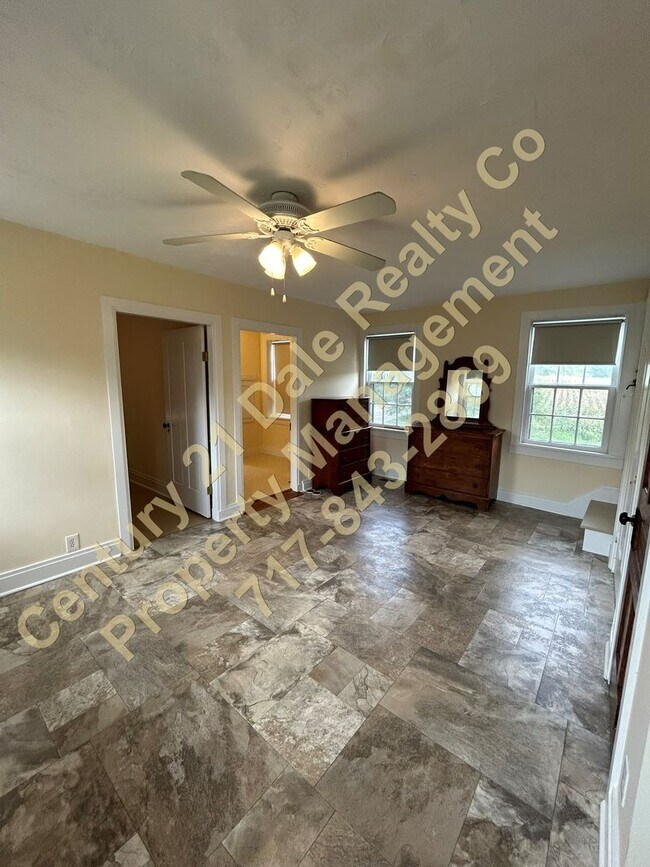 Building Photo - Beautiful 2 Bedroom Home in South Eastern ...