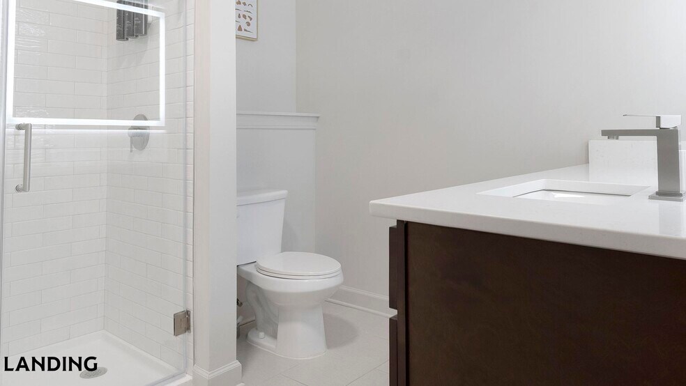 Building Photo - 2420 Peachtree Rd NW