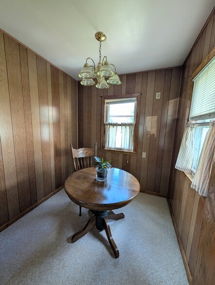 Dining Room - 807 Pleasant St