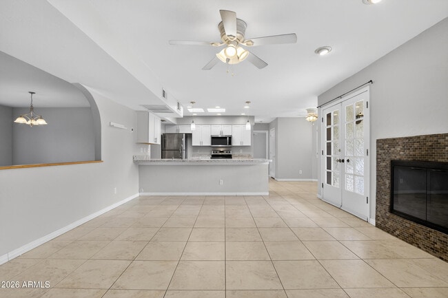 Building Photo - 6843 E Redfield Rd