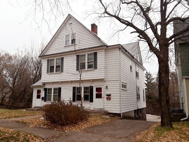 Building Photo - 2128-2130 E 2nd St