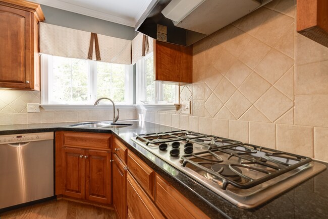 Building Photo - 117 Buckhurst Dr