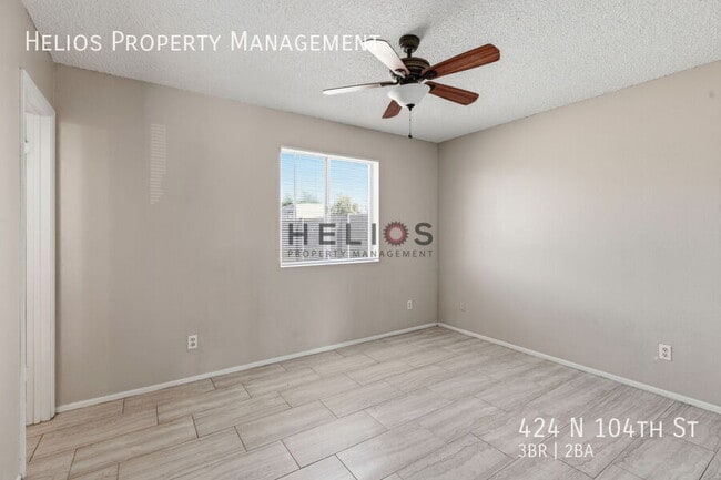 Building Photo - 424 N 104th St