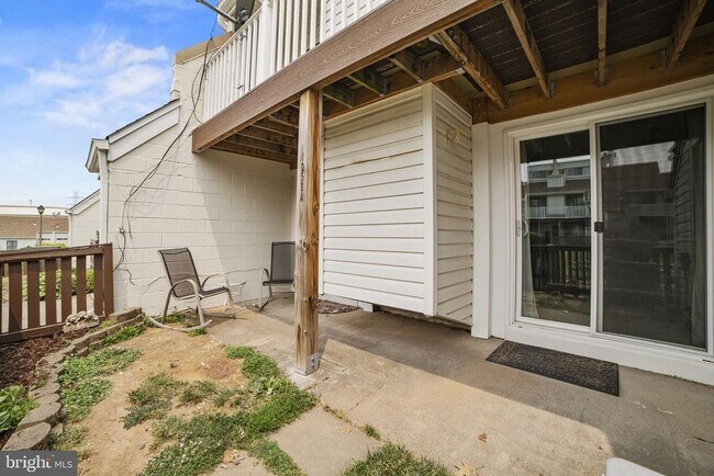 Building Photo - 1058 Norwood Ct