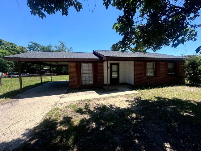 Building Photo - 927 Fiske Dr