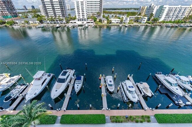 Building Photo - 7928 East Dr