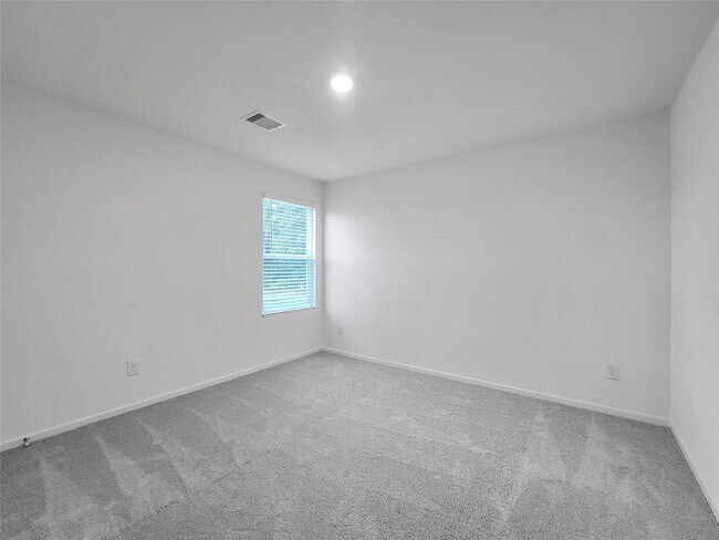 Building Photo - 31327 Black Cherry St