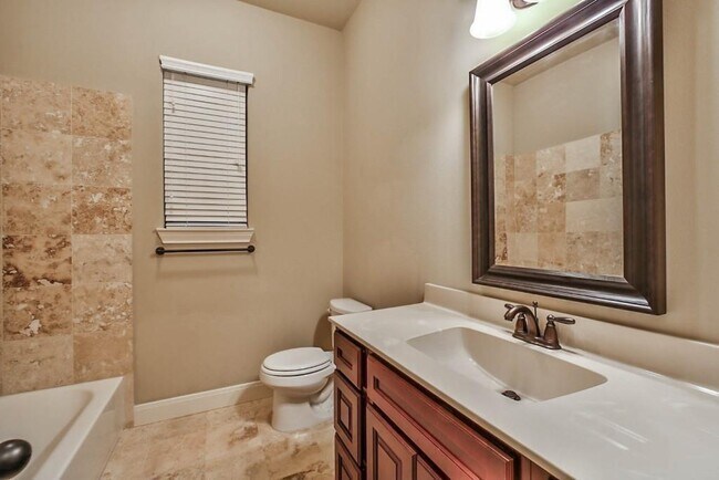 Building Photo - 11005 Upland River Dr