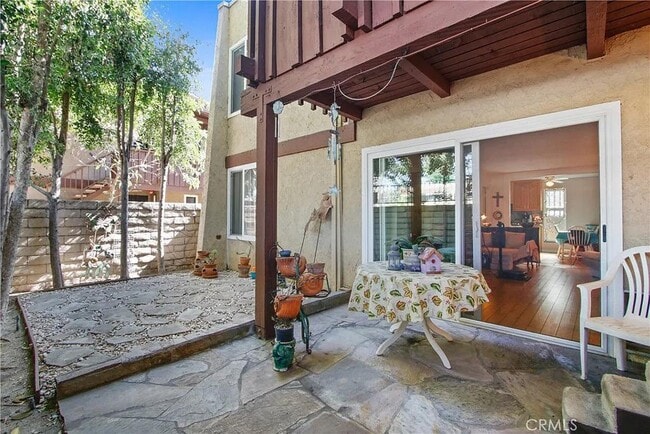 Building Photo - 1000 W MacArthur Blvd