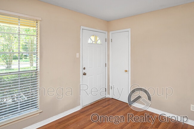 Building Photo - 21 Cullen Dr