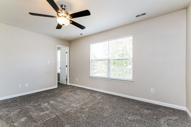 Building Photo - 248 Weststone Blvd
