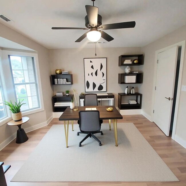 Building Photo - 617 Yale Ln